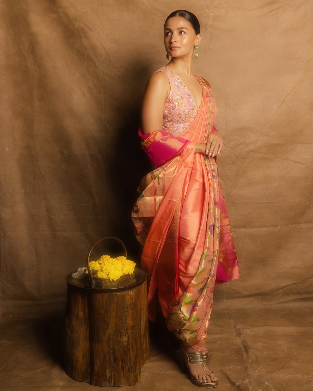 Alia Bhatt's special marathi mulgi look in nauvari paithani saree