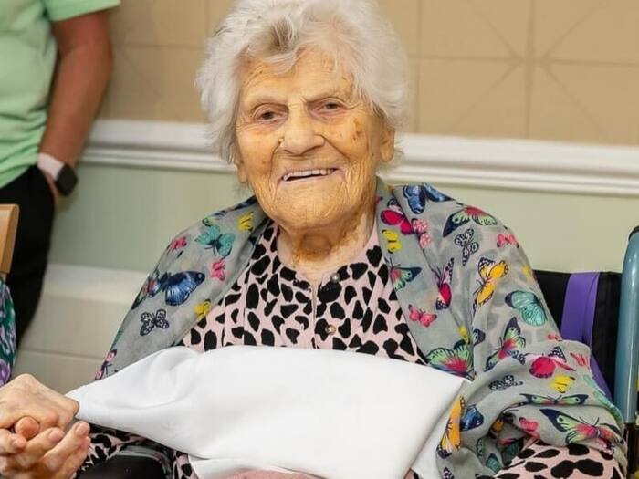 Worlds oldest living person