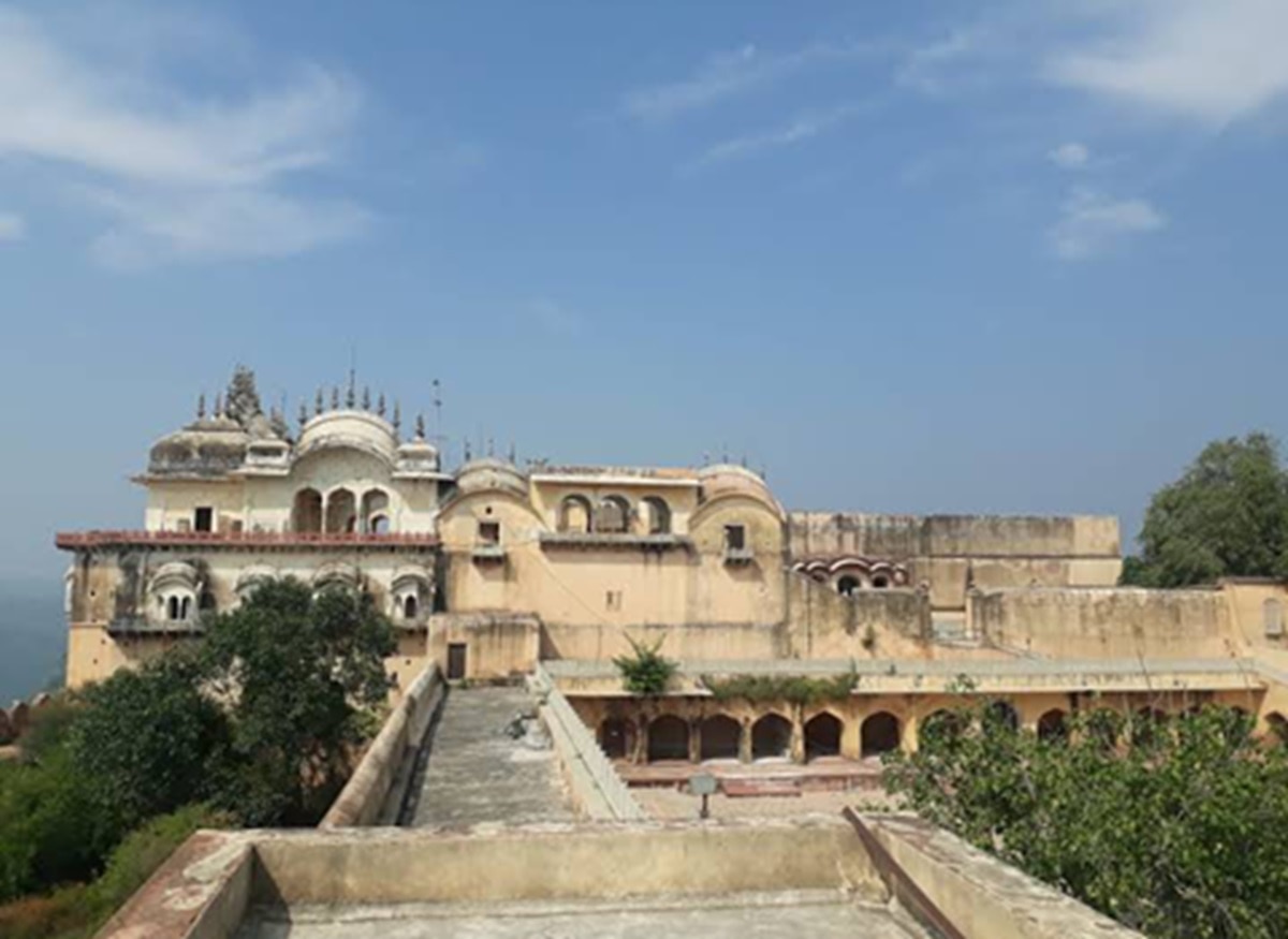 Bala kila 4