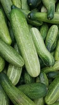 खीरा छीलकर खाएं या बिना छीले? जानें सही तरीका और फायदे