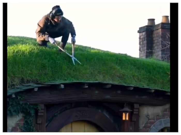 Pahadon Ke Andar Ghar