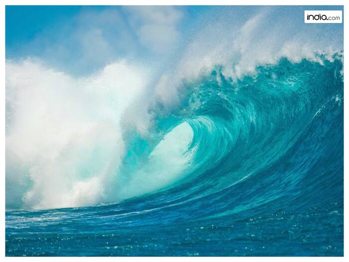 Ocean water image  1