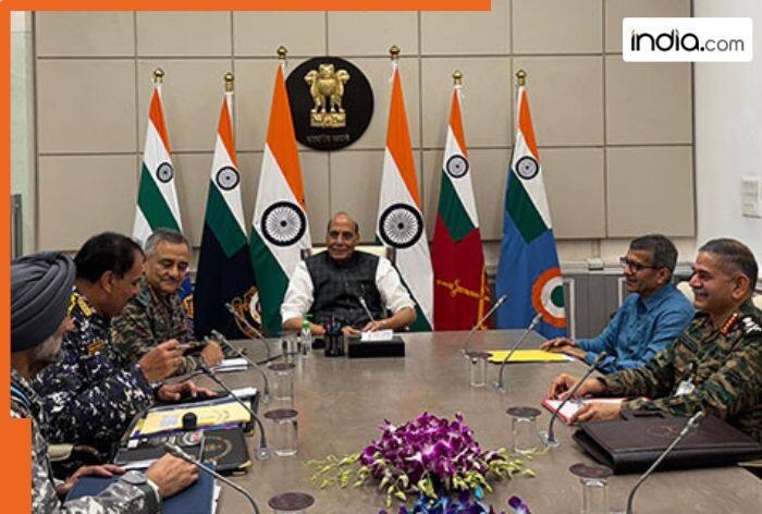 India-Pakistan War: Defence Minister Rajnath Singh holds review meeting at South Block amidst escalating tensions| LIVE