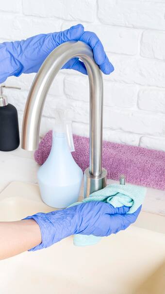 7 Must-Have Cleaning Tools That Make Home Sparkle Effortlessly!