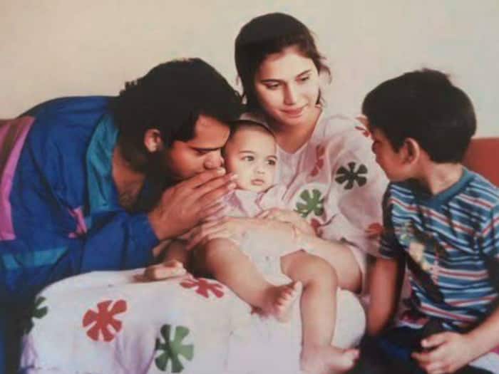 Azharuddin Naureen divorced