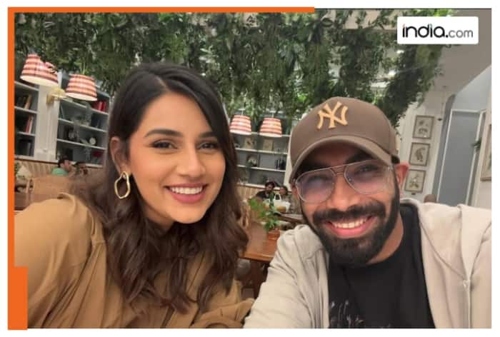 JAsprit Bumrah,Sanjana Ganeshan,Jasprit Bumrah Sanjana Ganeshan,Jasprit Bumrah Sanjana Ganeshan love story,Jasprit Bumrah Sanjana GAneshan first meeting,Jasprit Bumrah Sanjana Ganeshan marraige proposal,Jasprit Bumrah Sanjana GAneshan wedding,Jasprit Bumrah MI,Sanjana Ganeshan KKR,Jasprit Bumrah Sanjana ganeshan MI KKR,bumrah,ganeshan,kkr,sanjana ganeshan,jasprit bumrah,harbhajan singh,goa,geeta basra,virat kohli,world cup,united arab emirates,mumbai,india,angad,abu dhabi,covid 19, Cricket News