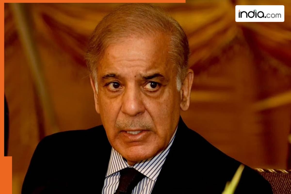 Bankrupt Pakistan gets loan of Rs 2840000000000 from..., India plans to...