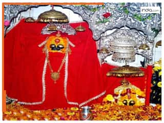 Naina Devi Mandir: नैनीताल में सिर्फ झील मत देखिये, ये प्रसिद्ध मंदिर भी है यहां; बोटिंग के बाद दर्शन करिये