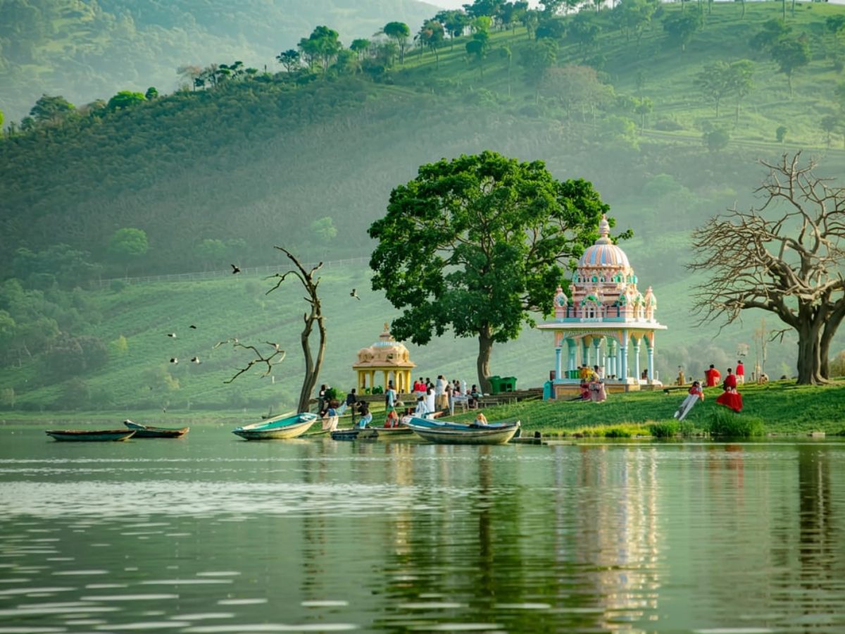 Himayat Sagar Village