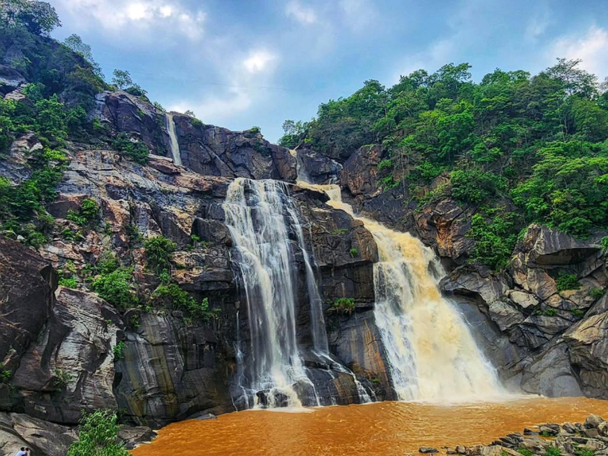 Hundru Falls