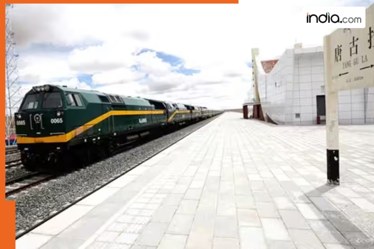 World's highest railway station has no employee, reason is... located in...