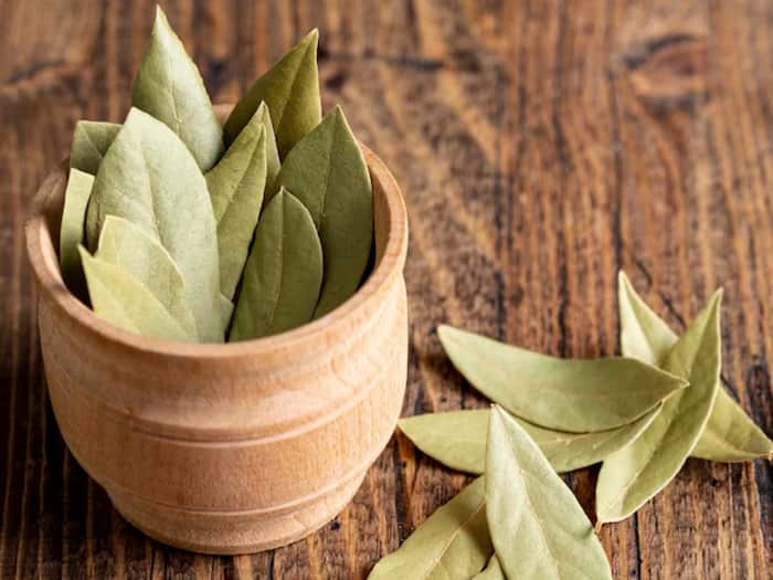 Curry leaves 15