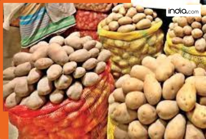 ALERT! Are you buying Fake Potatoes? Market is full of fake potatoes that can cause…, know tricks to identify them
