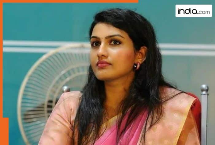 Meet woman, daughter of bus conductor, left job as doctor, topped UPSC exam in her first attempt, became IAS Officer with AIR..., she is...