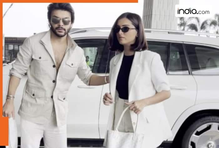 Tara Sutaria says THIS when asked if she is dating Veer Pahariya: 'At the moment...'