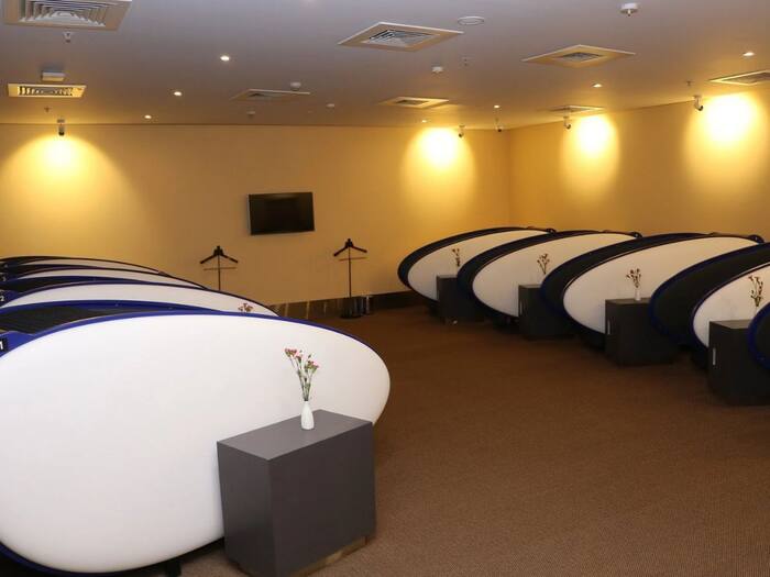 Airport lounge access