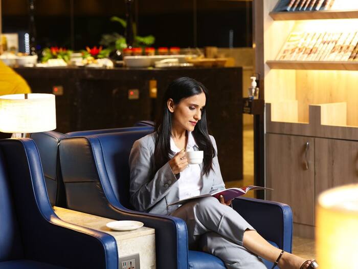 Airport lounge access