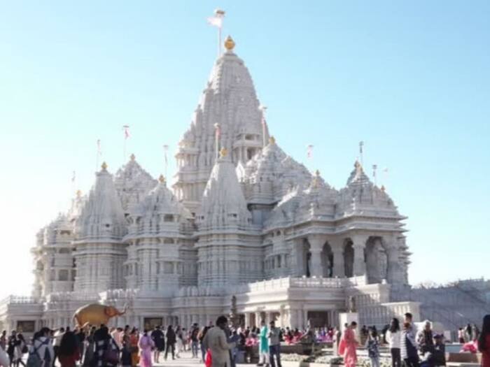 Temple etiquette in hinduism  mandir darshan tips