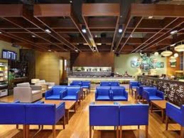Airport lounge access