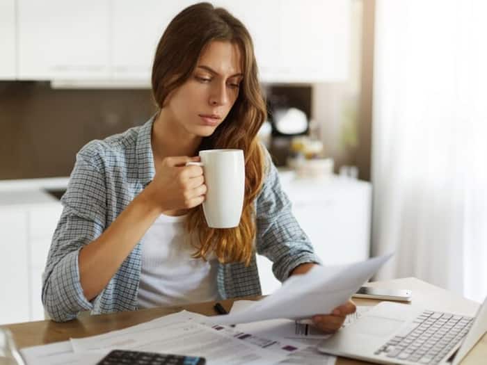 Housewives Need To Pay Income Tax