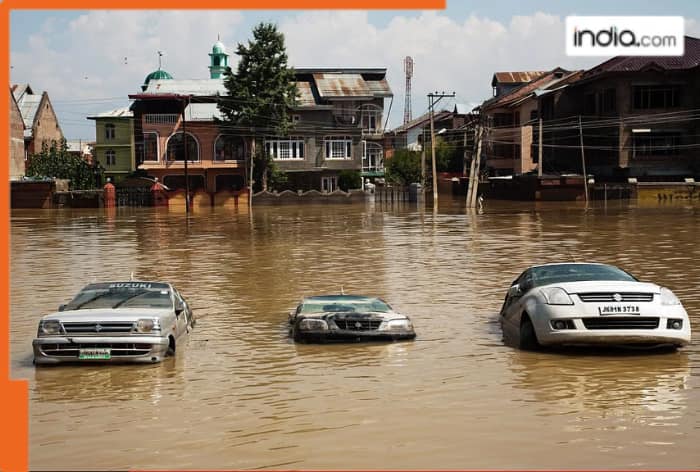 J&K floods: Internet, mobile services hit; schools, colleges shut in Jammu