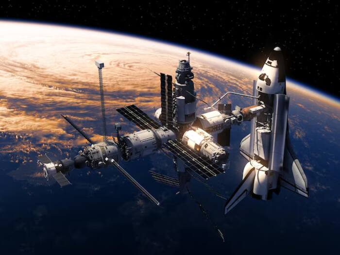 Indian astronaut on moon 2040