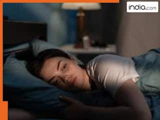 फोन की स्क्रीन तो छीन रही है आपकी नींद, ये 7 चीजें भी सोने में डालती हैं बाधा