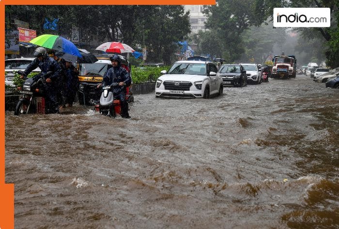 Mumbai Rains LIVE Updates: Heavy downpour to continue for next 4 days, local train operations affected, flight services disrupted