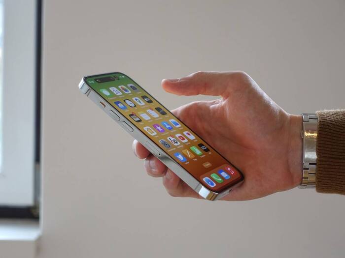 Trump Tariff on iPhone  5