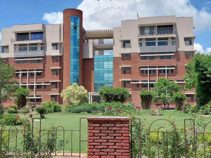 Jamia Millia Islamia bachelor top 10 bachelor courses