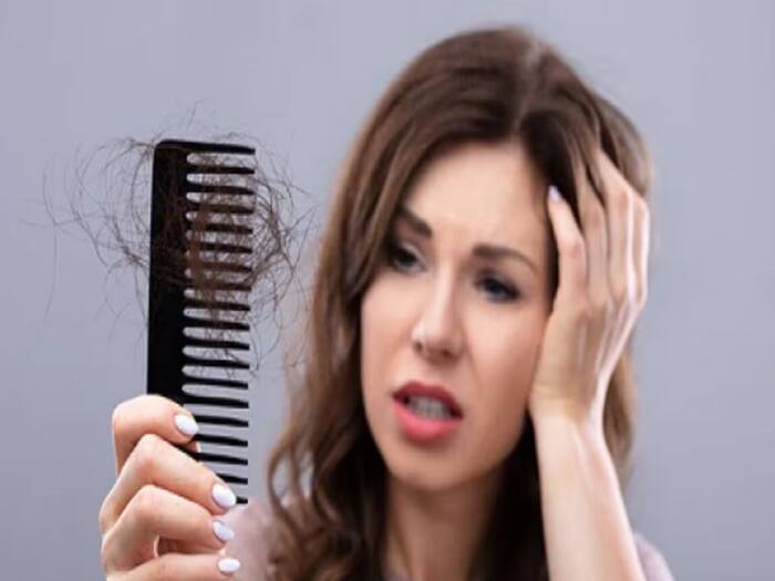 What vitamin deficiency causes hair loss