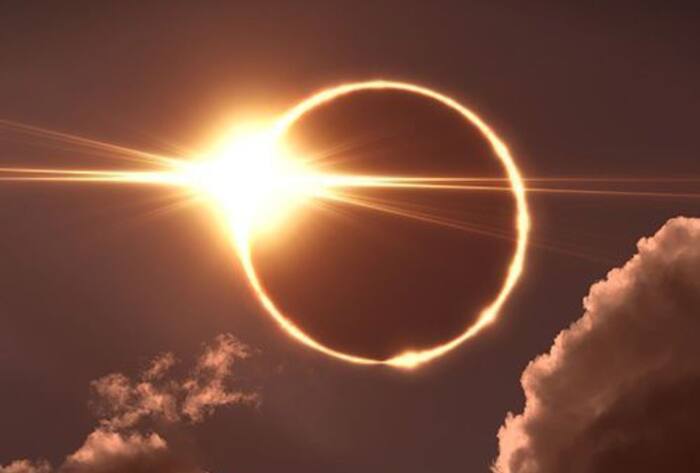 Myths and facts about sleeping during solar eclipse Surya grahan ke samaya kyu nahi sona chahiye in hindi