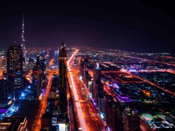 What is illegal in Dubai for tourists