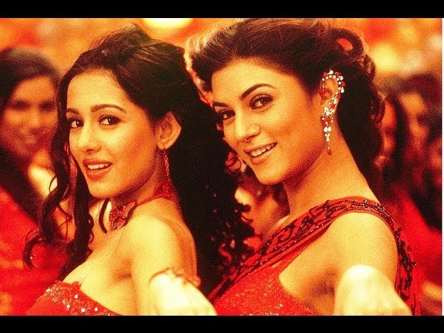 Amrita Rao with Sushmita Sen in Main Hoo Na