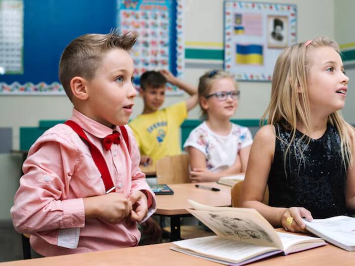 Why schools are closing in Greece