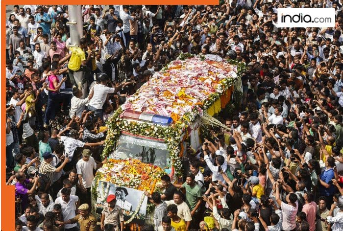 'Joi Zubeen Da' chants echo through Guwahati streets as lakhs of fans bid adieu to Zubeen Garg; Swiggy, Zomato, Blinkit pause deliveries