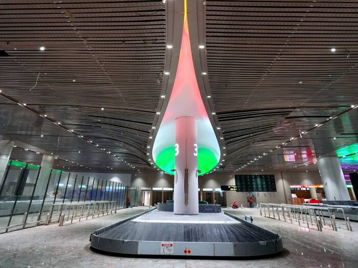 Airport to airport metro link Mumbai  1