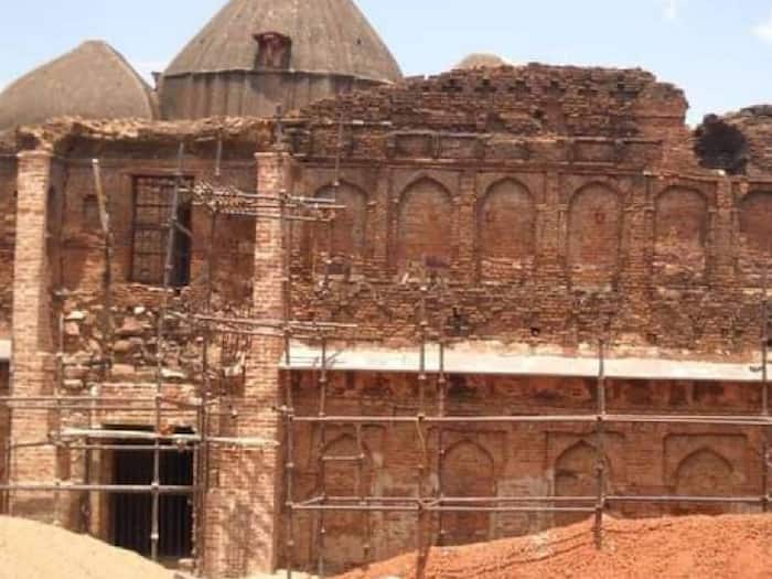 Gold treasure found in temples