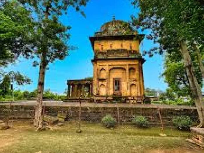 Karna treasure bilhari katni