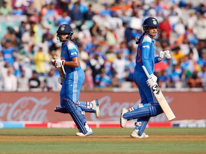 Vice captain Smriti Mandhana extends her sublime form