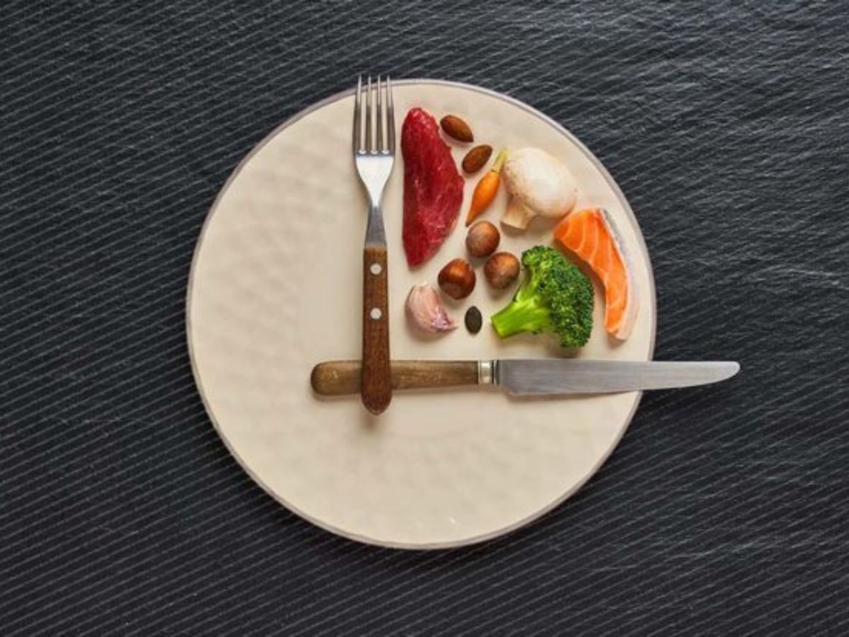 क्या होती है Intermittent Fasting? जानिए इसके अनोखे नियम और फायदे