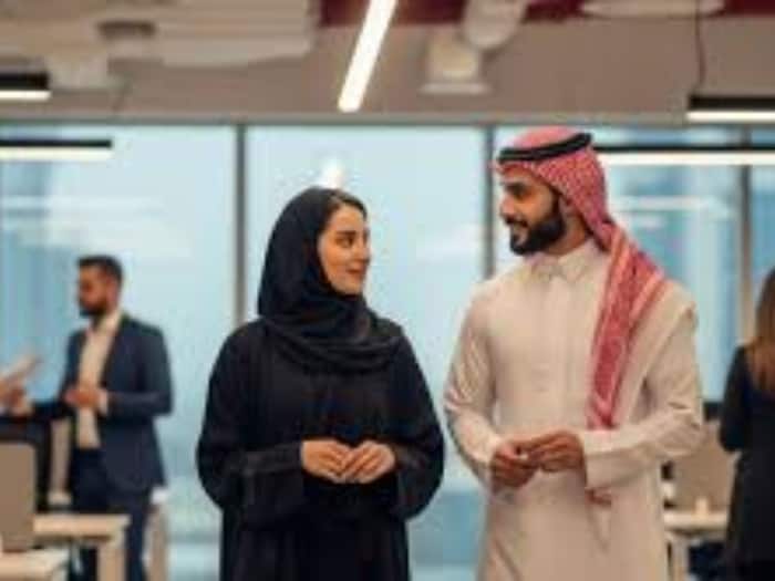 Saudi arabia new corporate dress