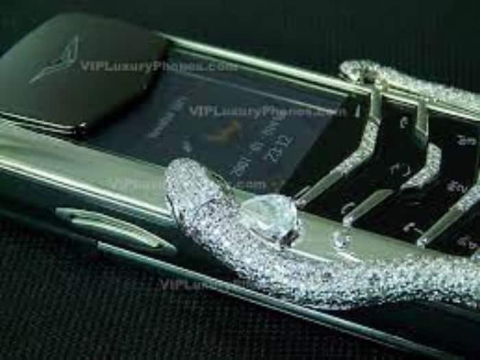 Vertu Signature Cobra
