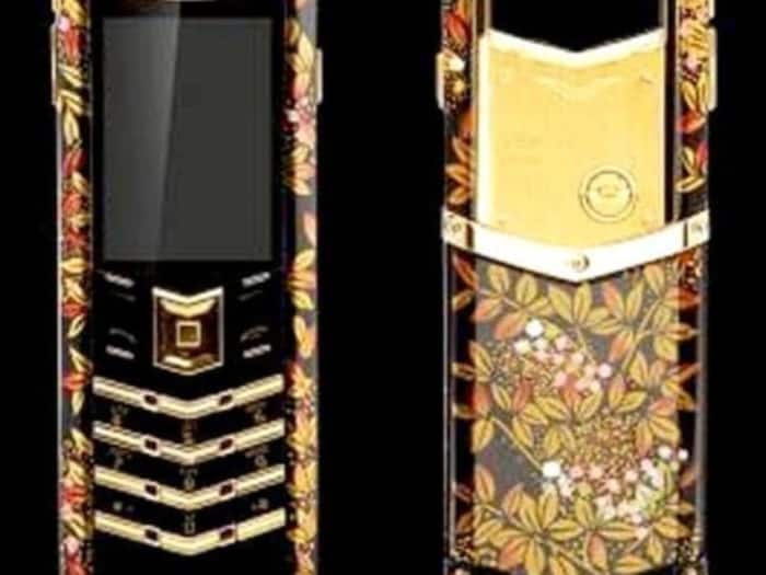 Vertu Signature Cobra