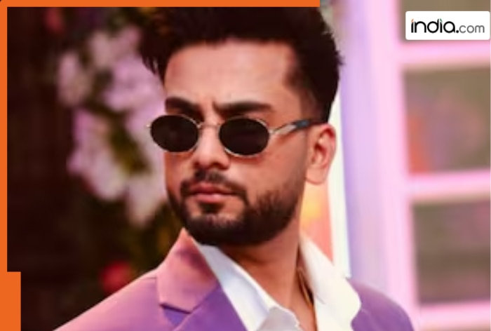 Elvish Yadav slams IndiGo Airlines for 2.5 hours flight delay: ‘Such lack of respect…’