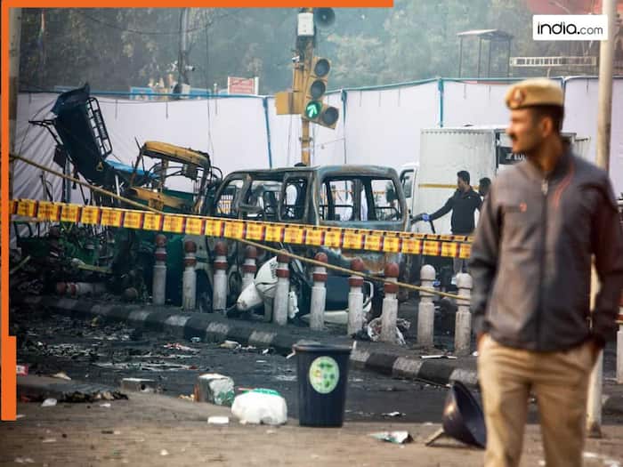 What is the 'dead-drop' system used by terrorists to communicate ahead of the Delhi blast, it's unique because...