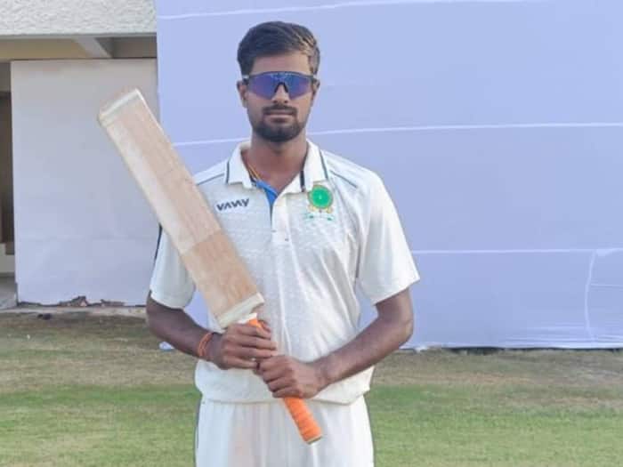Half Century in just 11 balls pics