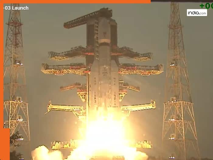 ISRO ने एक बार फिर रचा इतिहास! सबसे भारी रॉकेट से CMS-03 सैटेलाइट को ...