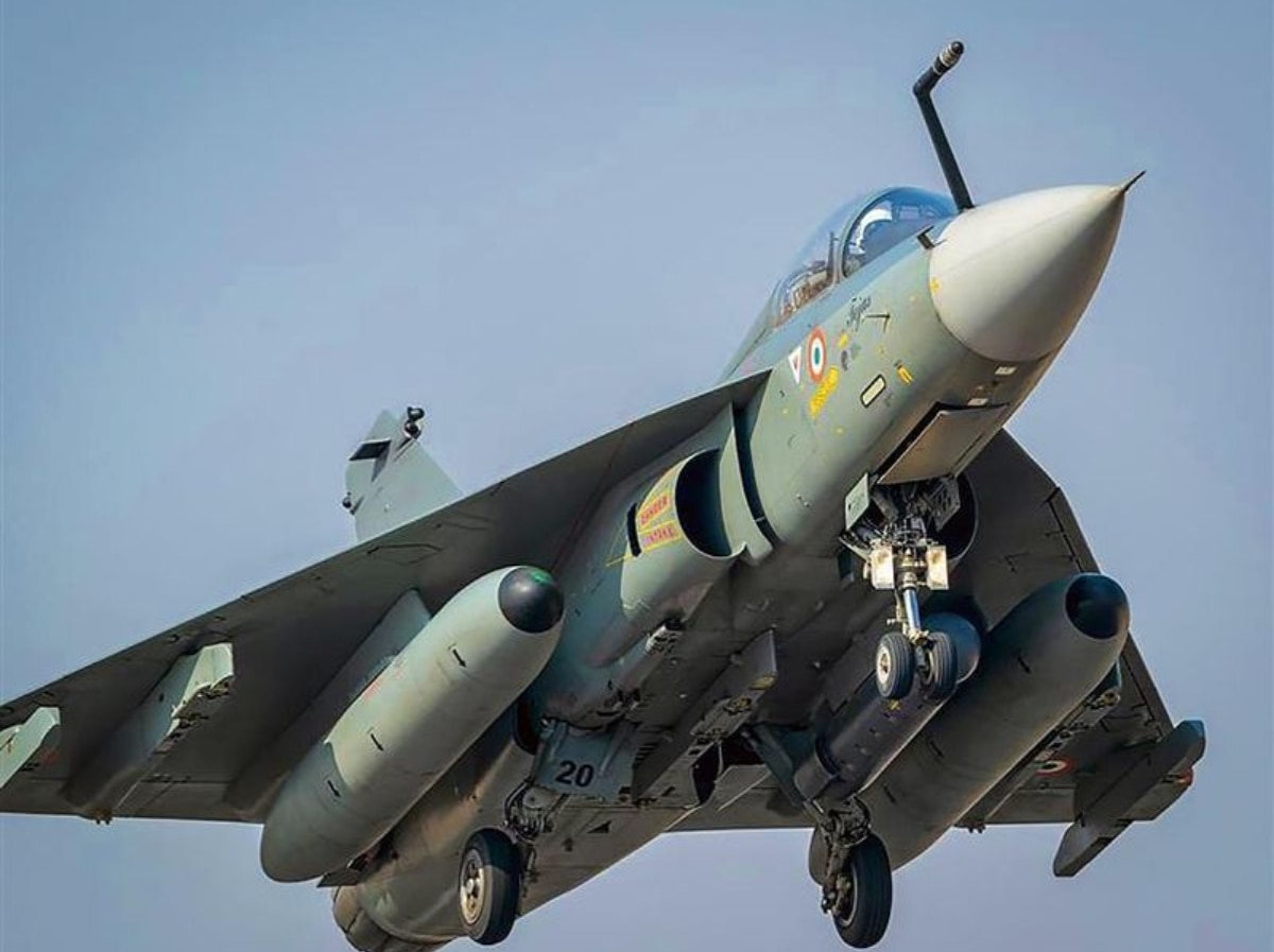 Tejas का नाम सुनते ही थर-थर कांपने लगता है दुश्मन… जानें वो फीचर्स जो ...
