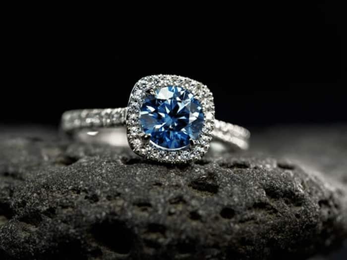 Neelam Benefits  Price  Qua